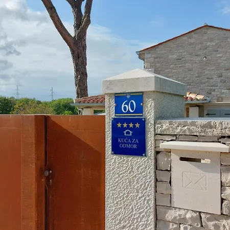 Villa Skarlanija, Umag *