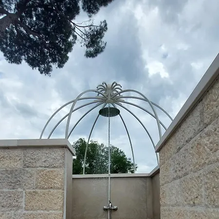 Skarlanija, Umag *