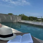škarlanija, Umag Villa
