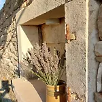 Villa škarlanija, Umag